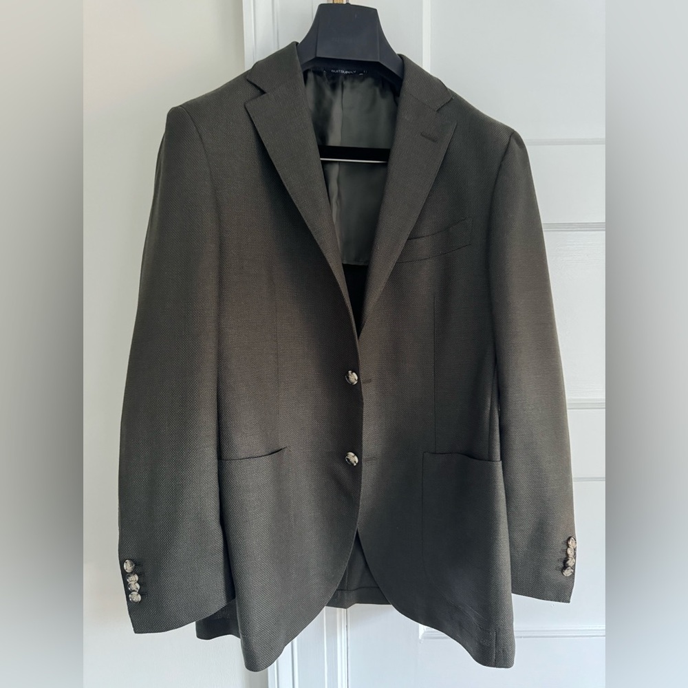 Suit Supply Sport coat. Single breasted, working buttons on the sleeves.